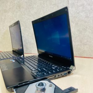 Toshiba PORTEGE R830